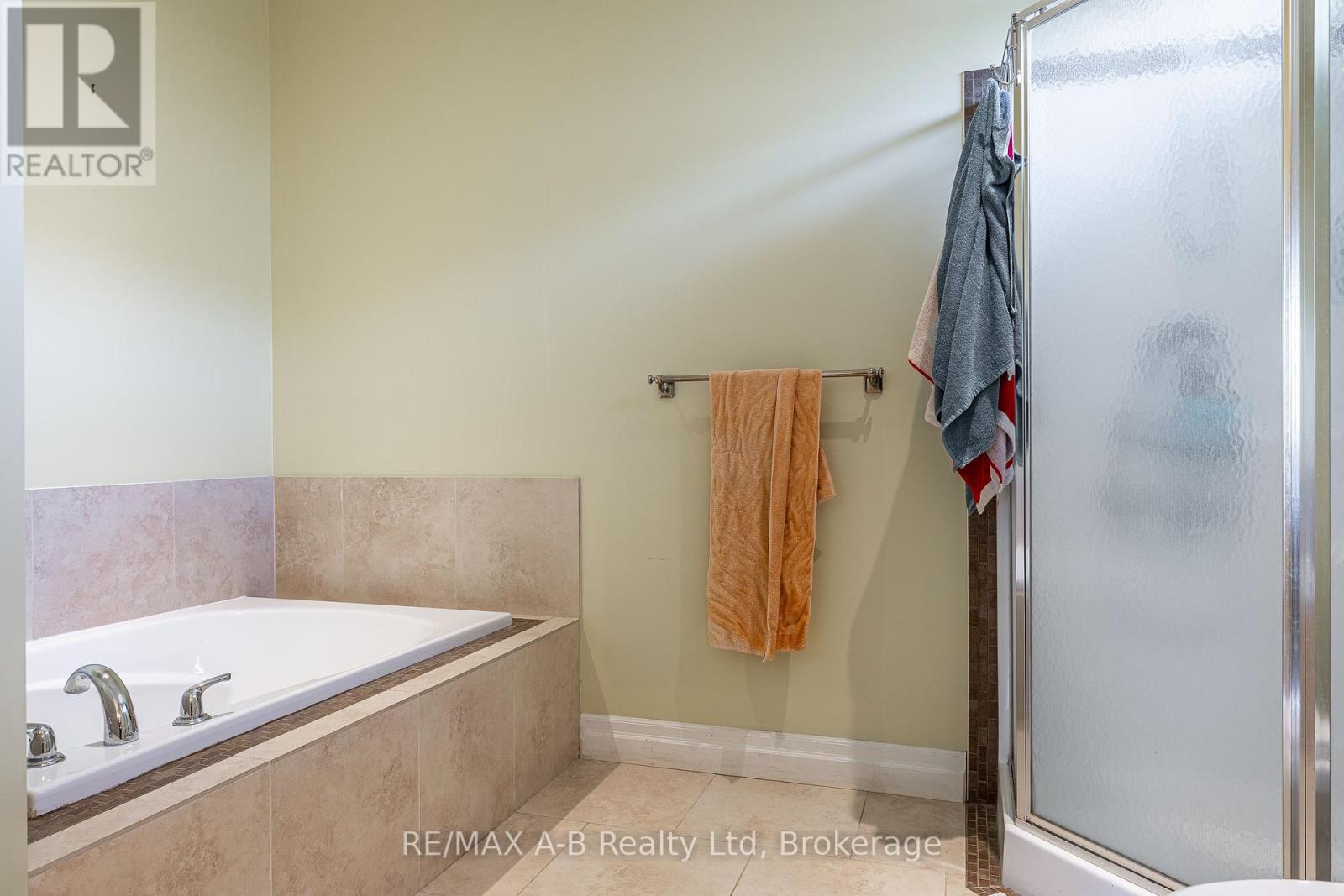 77 Millson Crescent, St. Marys, Ontario  N4X 1A0 - Photo 27 - X12434281