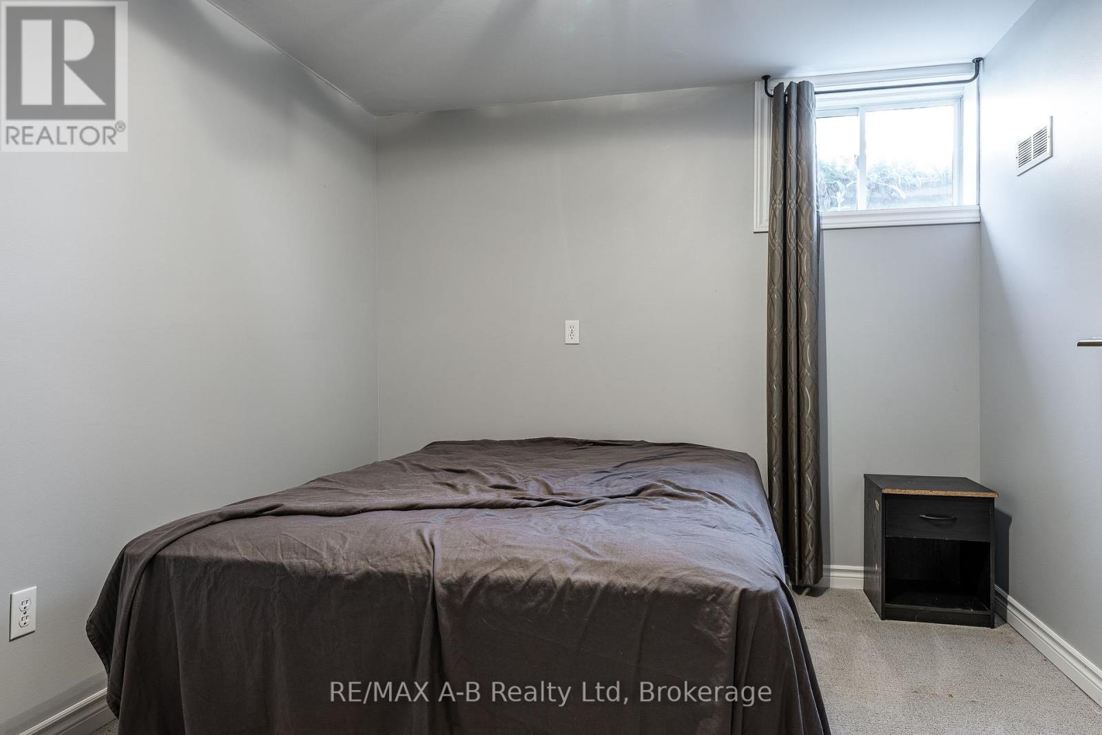 77 Millson Crescent, St. Marys, Ontario  N4X 1A0 - Photo 38 - X12434281