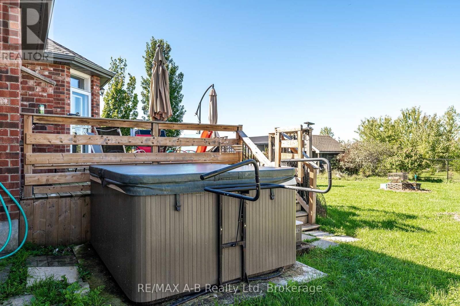 77 Millson Crescent, St. Marys, Ontario  N4X 1A0 - Photo 41 - X12434281