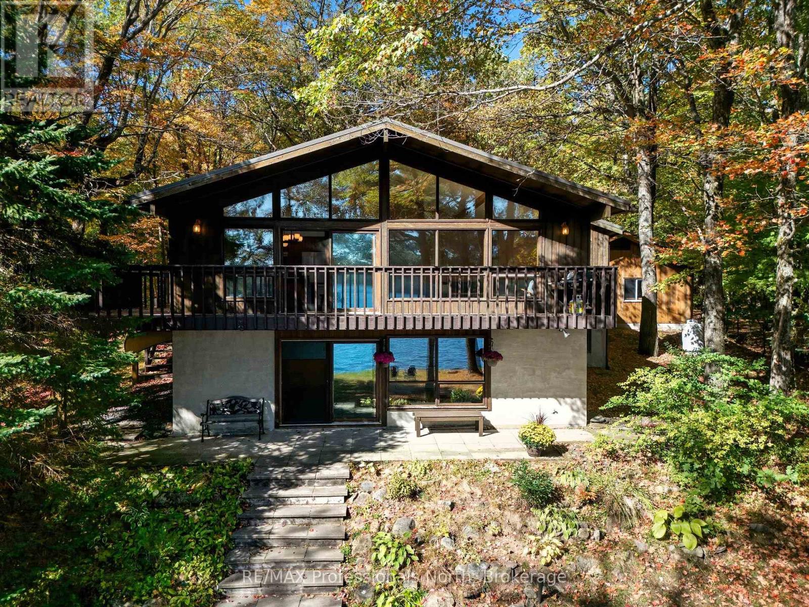 293 Otter Lake Road, Huntsville, Ontario  P1H 2J3 - Photo 2 - X12434287