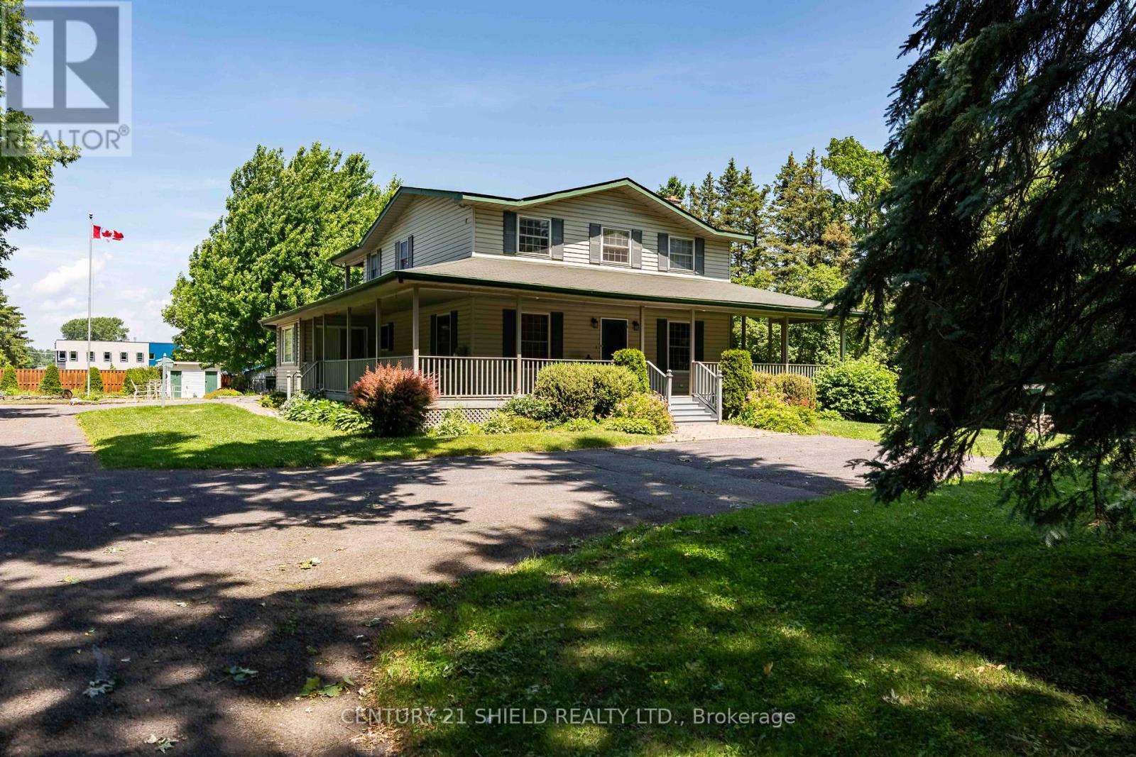 315 Eleventh Street E, Cornwall, Ontario  K6H 2Y6 - Photo 1 - X12434229