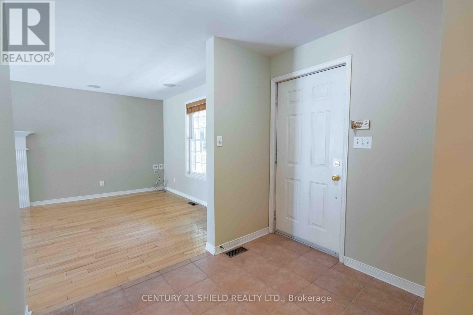 315 Eleventh Street E, Cornwall, Ontario  K6H 2Y6 - Photo 10 - X12434229