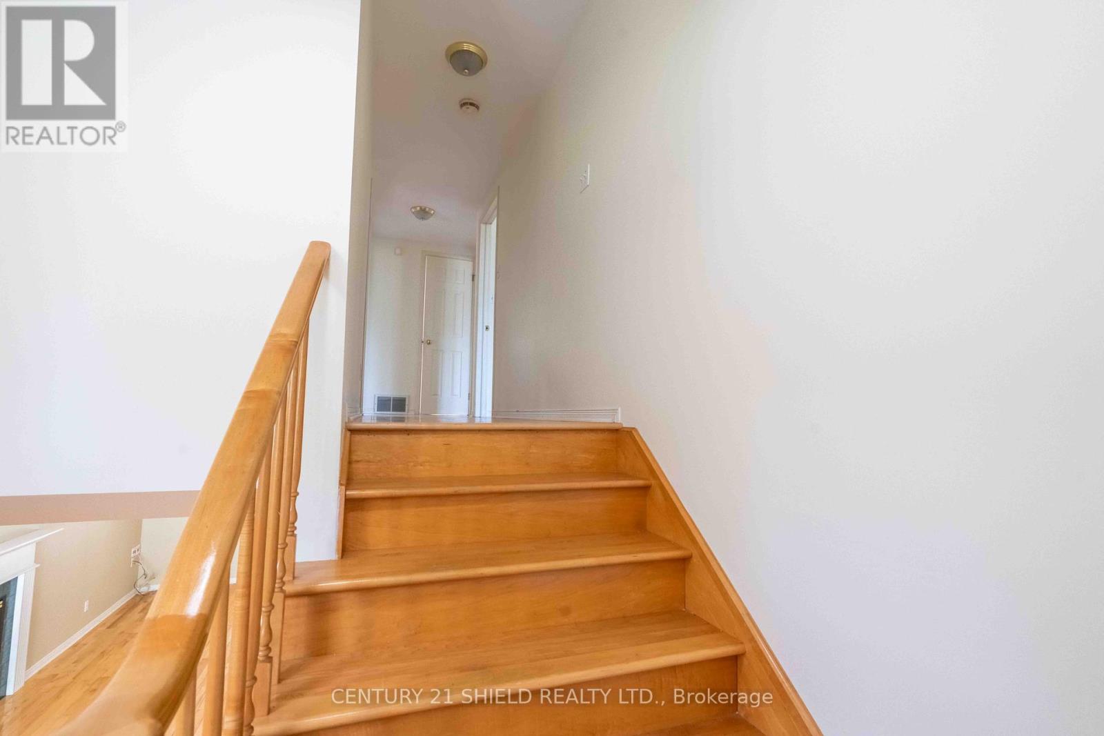 315 Eleventh Street E, Cornwall, Ontario  K6H 2Y6 - Photo 17 - X12434229