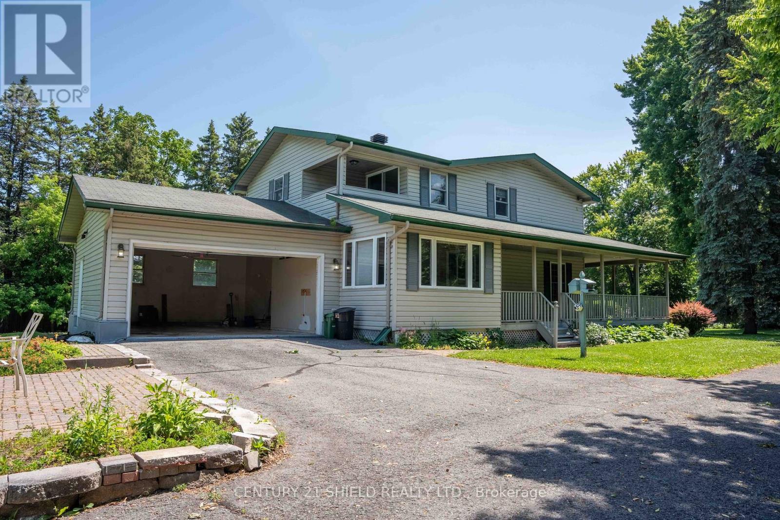 315 Eleventh Street E, Cornwall, Ontario  K6H 2Y6 - Photo 2 - X12434229