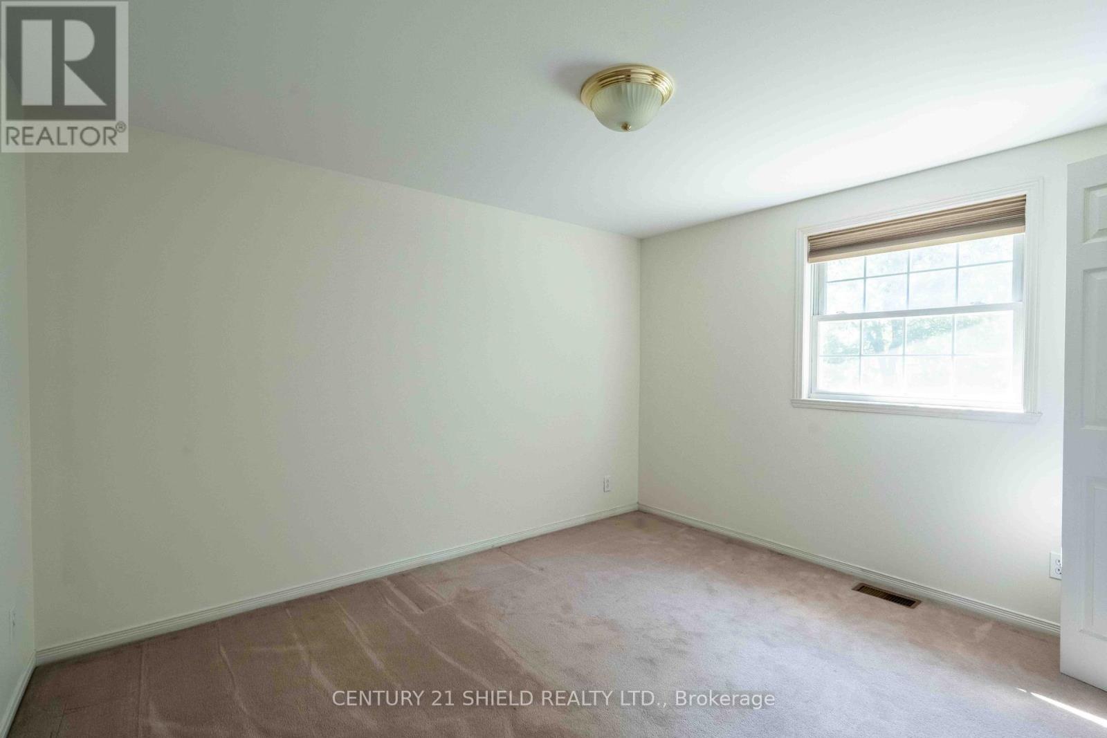 315 Eleventh Street E, Cornwall, Ontario  K6H 2Y6 - Photo 22 - X12434229