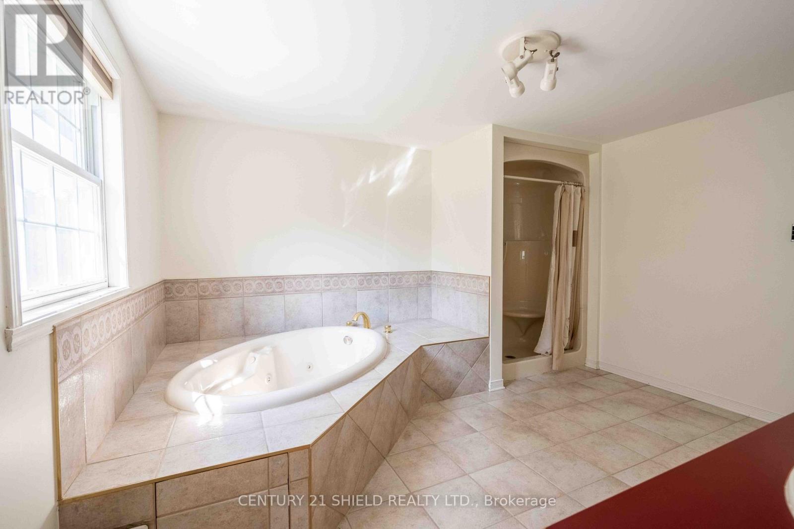 315 Eleventh Street E, Cornwall, Ontario  K6H 2Y6 - Photo 23 - X12434229