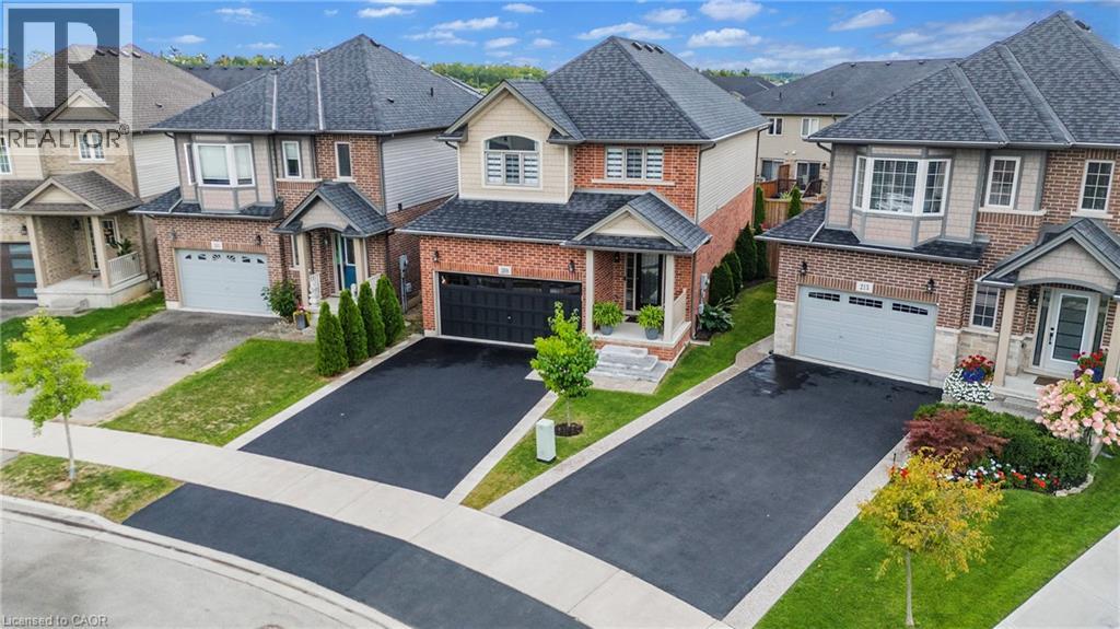 209 Echovalley Drive, Stoney Creek, Ontario  L8J 0H1 - Photo 39 - 40774692