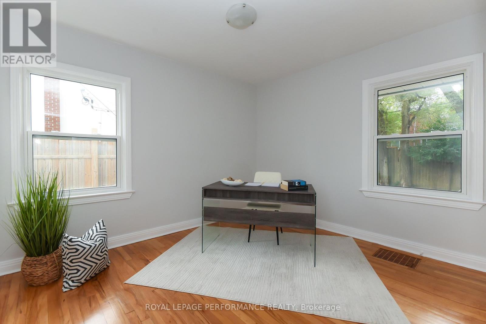274 Queen Mary Street, Ottawa, Ontario  K1K 1X2 - Photo 18 - X12434280