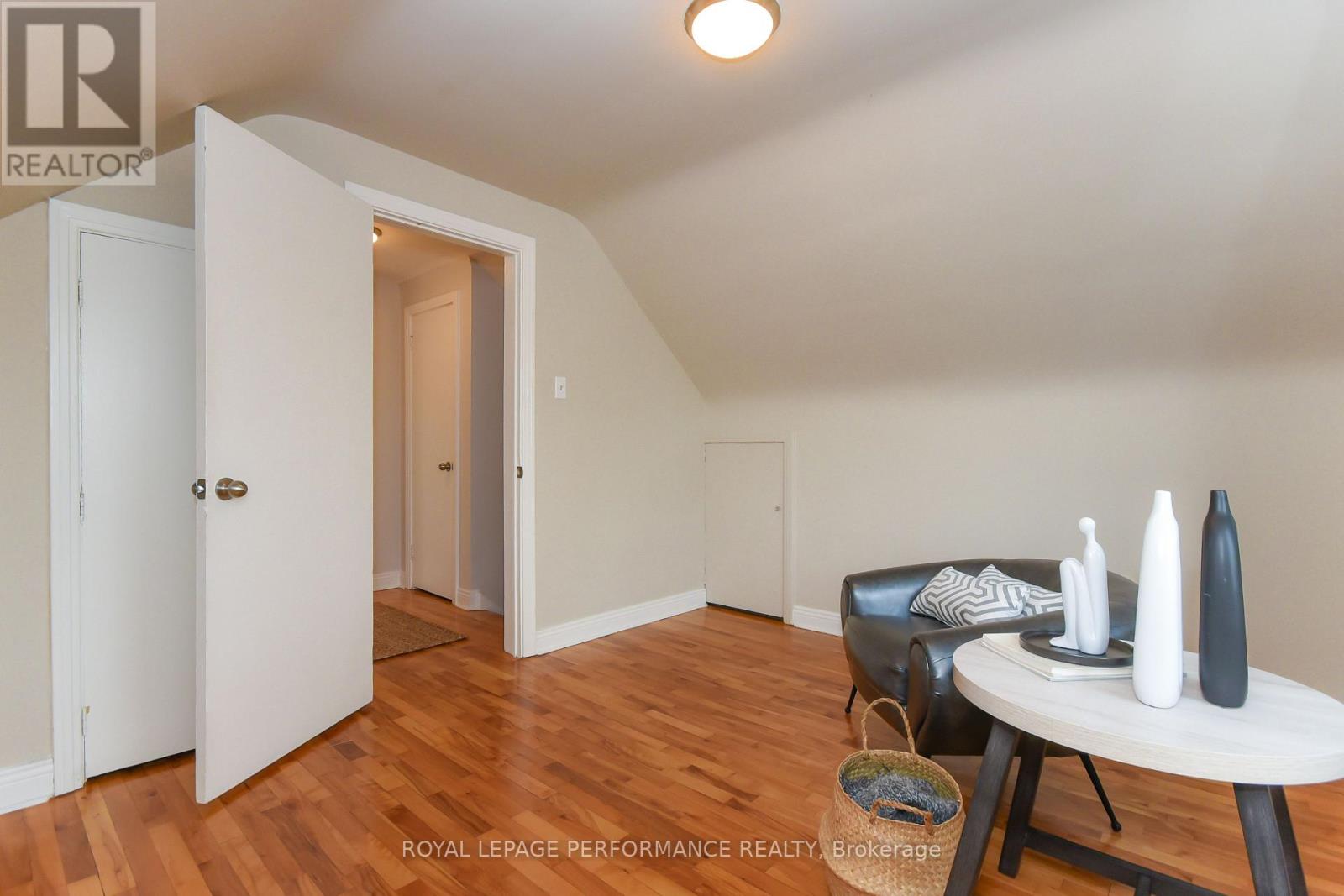 274 Queen Mary Street, Ottawa, Ontario  K1K 1X2 - Photo 25 - X12434280