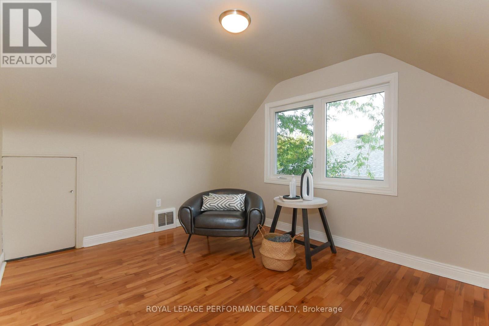 274 Queen Mary Street, Ottawa, Ontario  K1K 1X2 - Photo 23 - X12434280