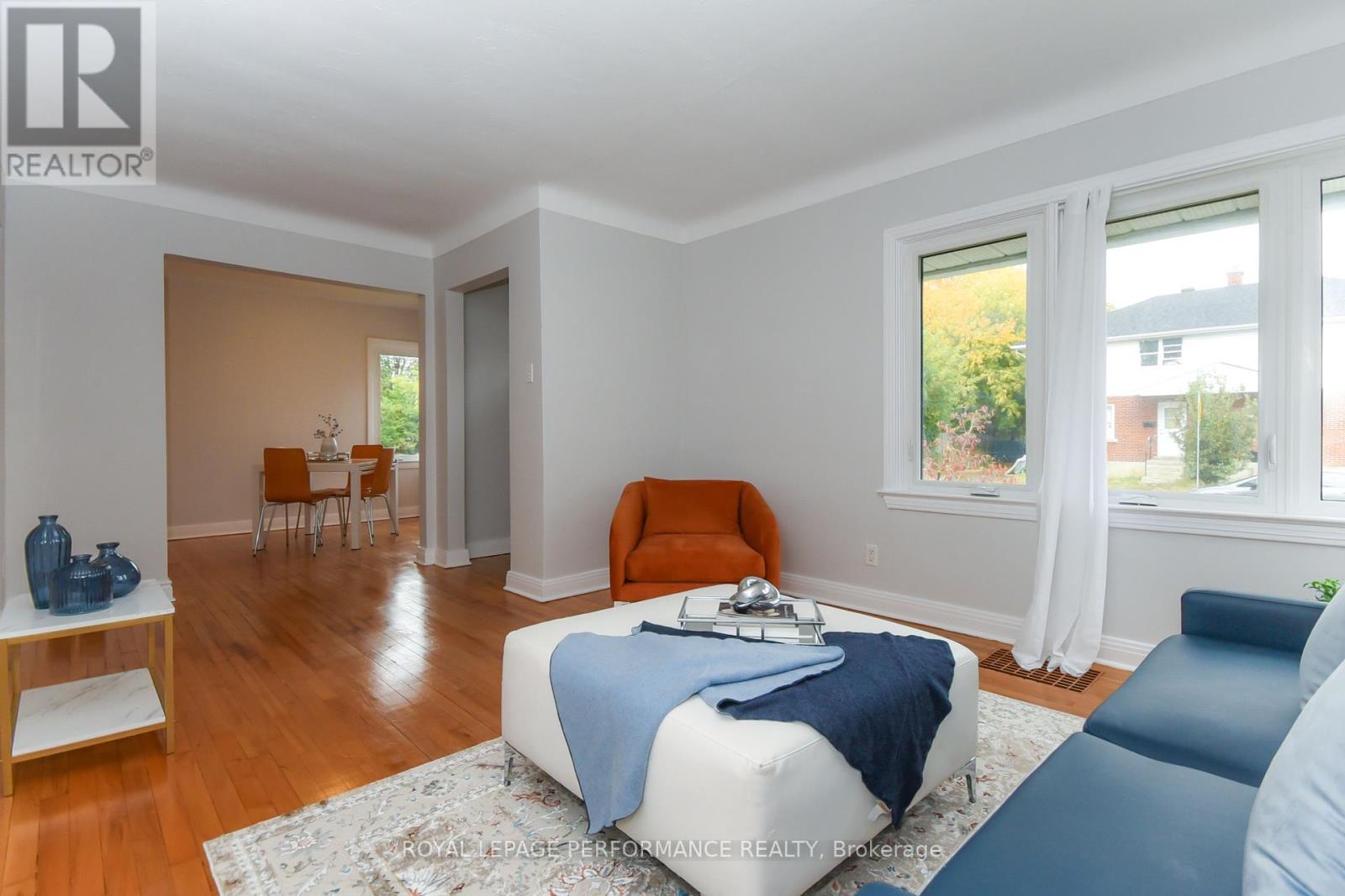 274 Queen Mary Street, Ottawa, Ontario  K1K 1X2 - Photo 5 - X12434280