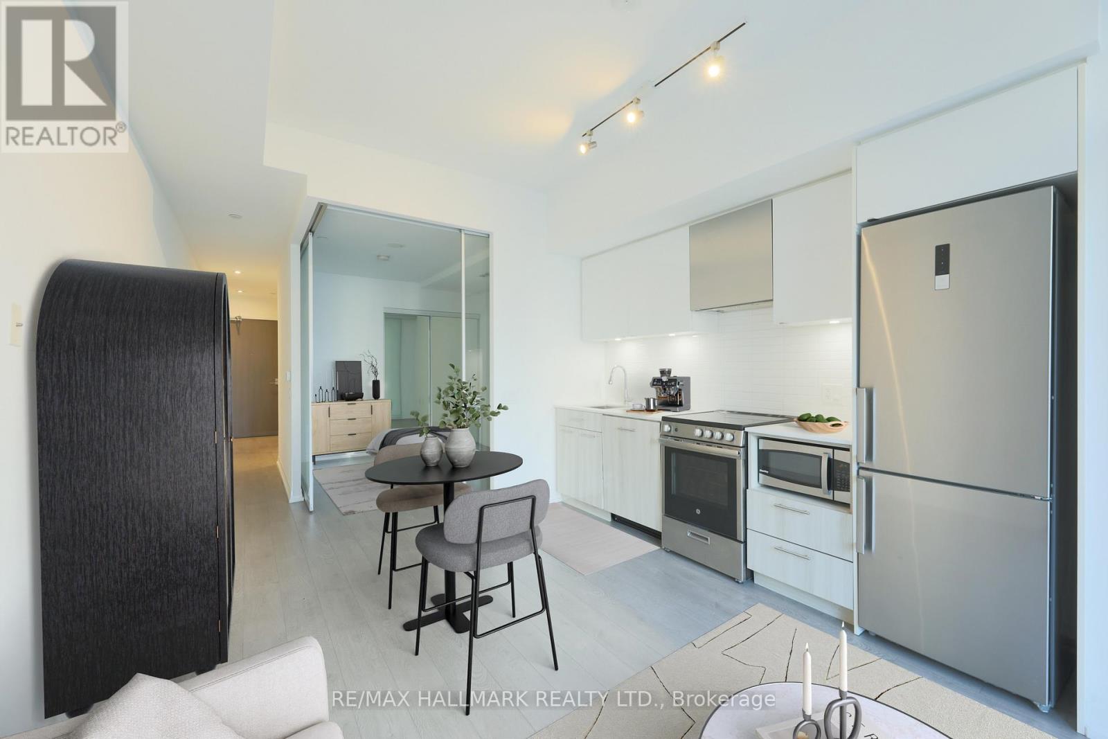 420 - 251 Jarvis Street, Toronto, Ontario  M5B 0C3 - Photo 4 - C12434055