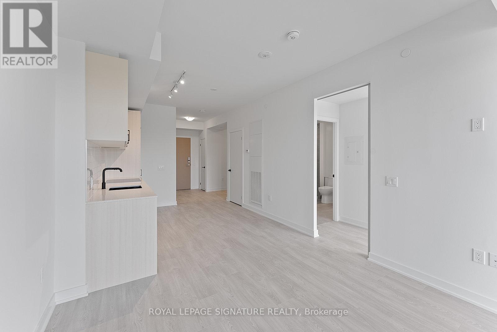 311 - 1 Kyle Lowry Road, Toronto, Ontario  M3C 0S6 - Photo 16 - C12434081
