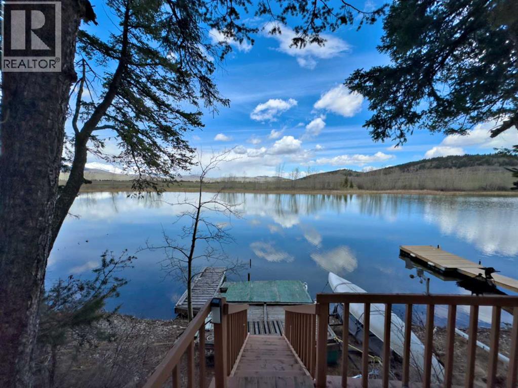 12 Lee Lake Road, Rural Pincher Creek No. 9, Alberta  T0K 1W0 - Photo 2 - A2215237