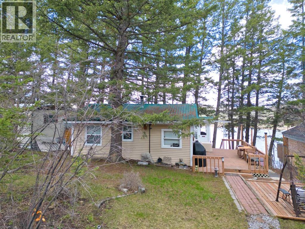 12 Lee Lake Road, Rural Pincher Creek No. 9, Alberta  T0K 1W0 - Photo 3 - A2215237