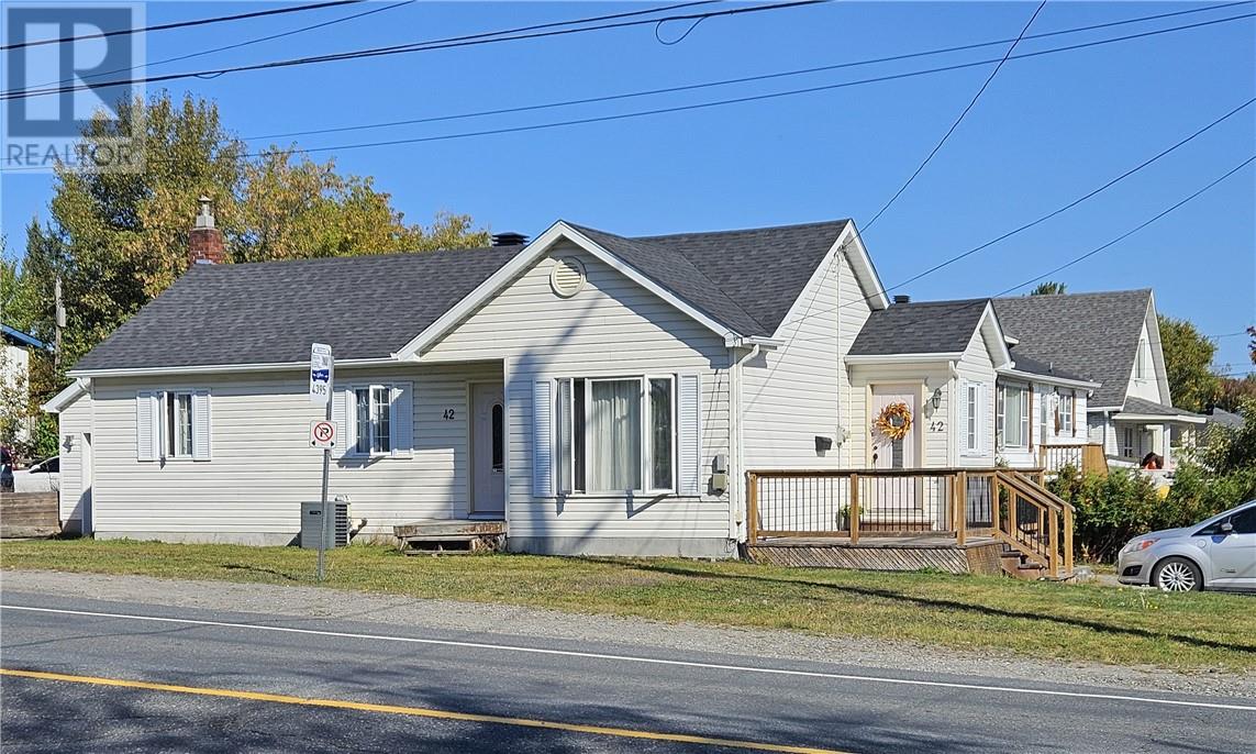 42 Second Avenue N, Sudbury, Ontario  P3B 3L8 - Photo 2 - 2124973