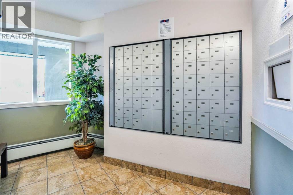 218, 4000 Somervale Court Sw, Calgary, Alberta  T2Y 4J3 - Photo 21 - A2234556