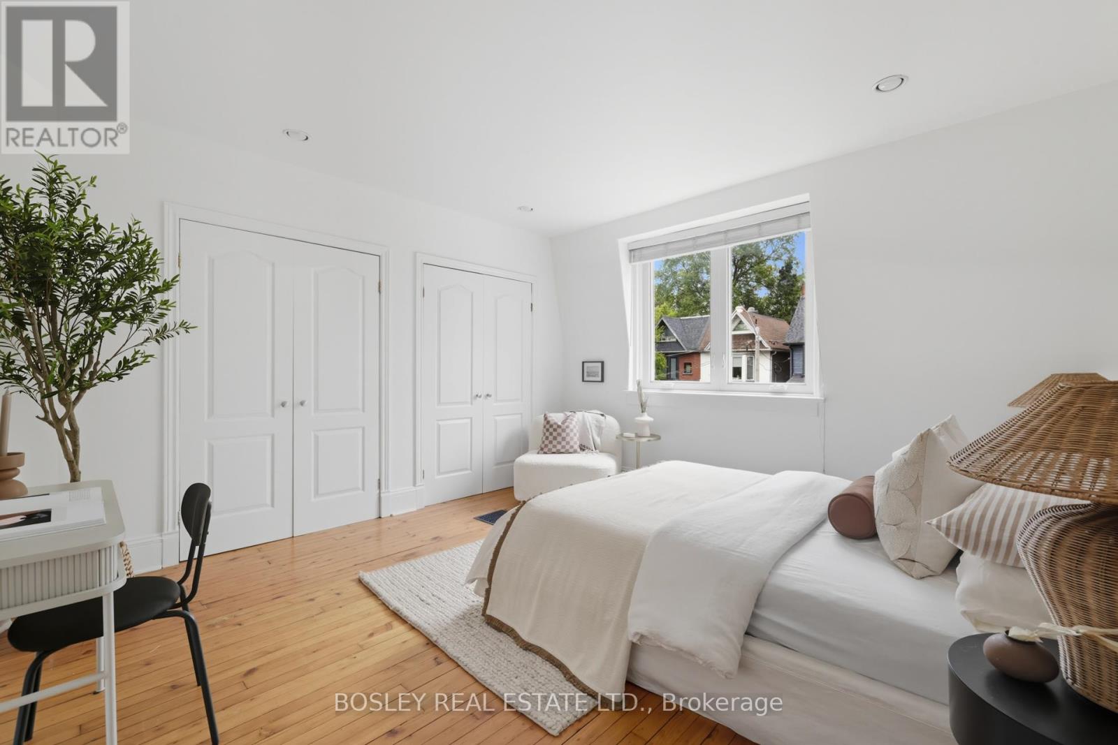 90 Withrow Avenue, Toronto, Ontario  M4K 1C9 - Photo 13 - E12434061