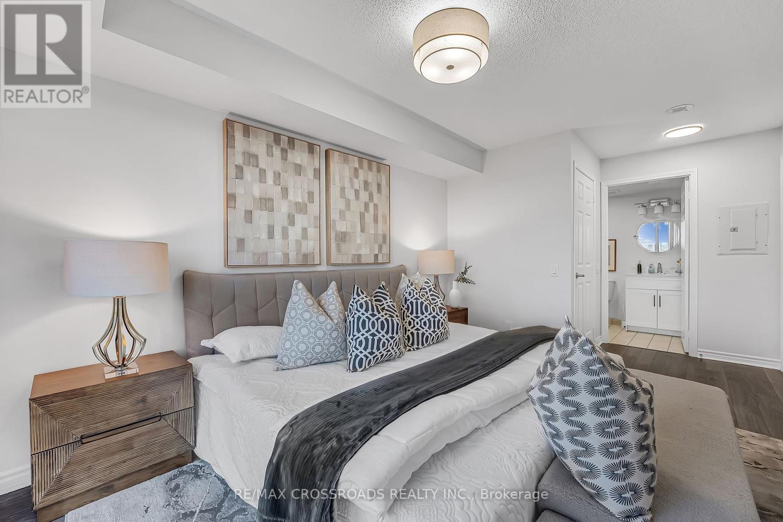 1307 - 8 Mondeo Drive, Toronto, Ontario  M1P 5C7 - Photo 19 - E12434068