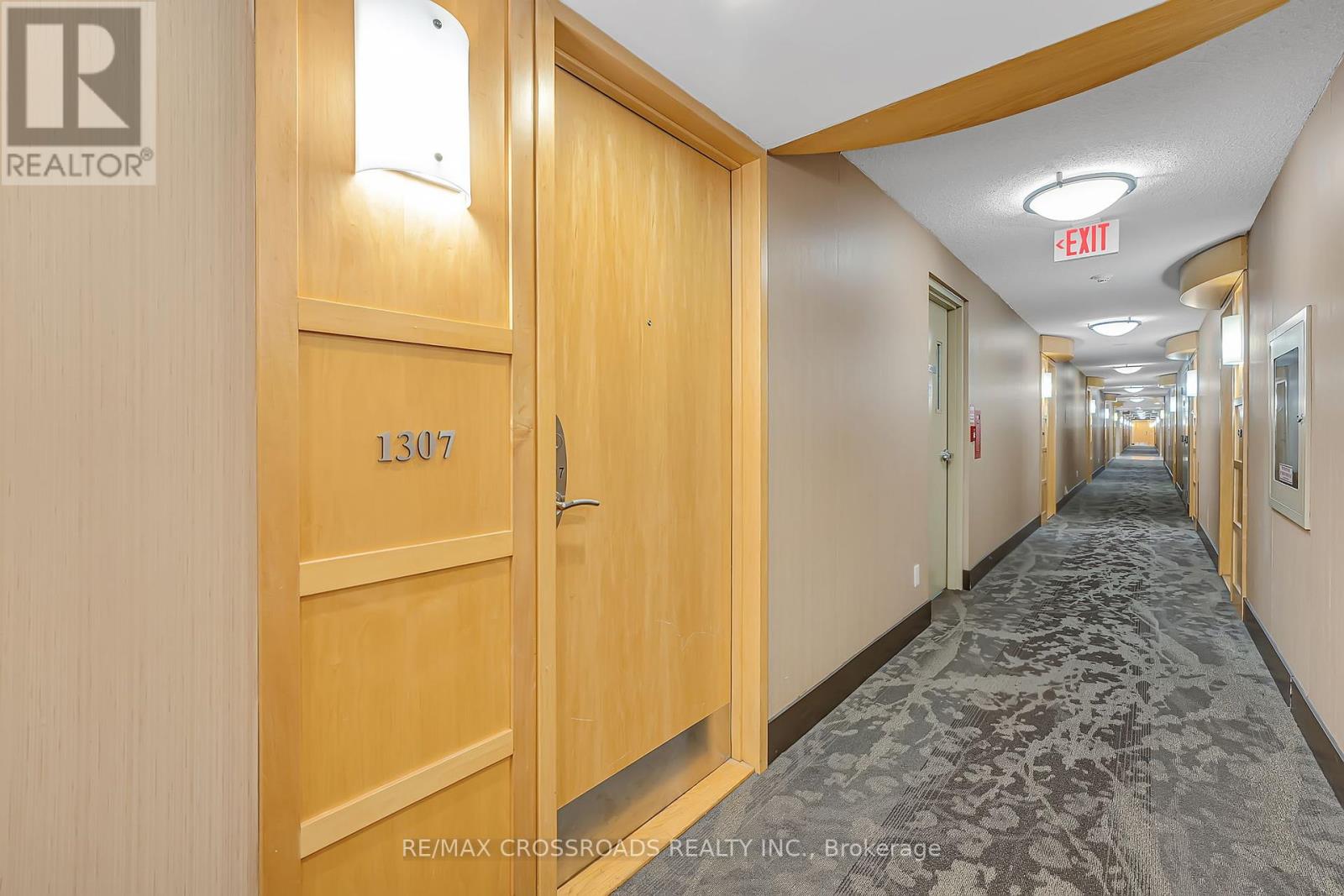 1307 - 8 Mondeo Drive, Toronto, Ontario  M1P 5C7 - Photo 3 - E12434068