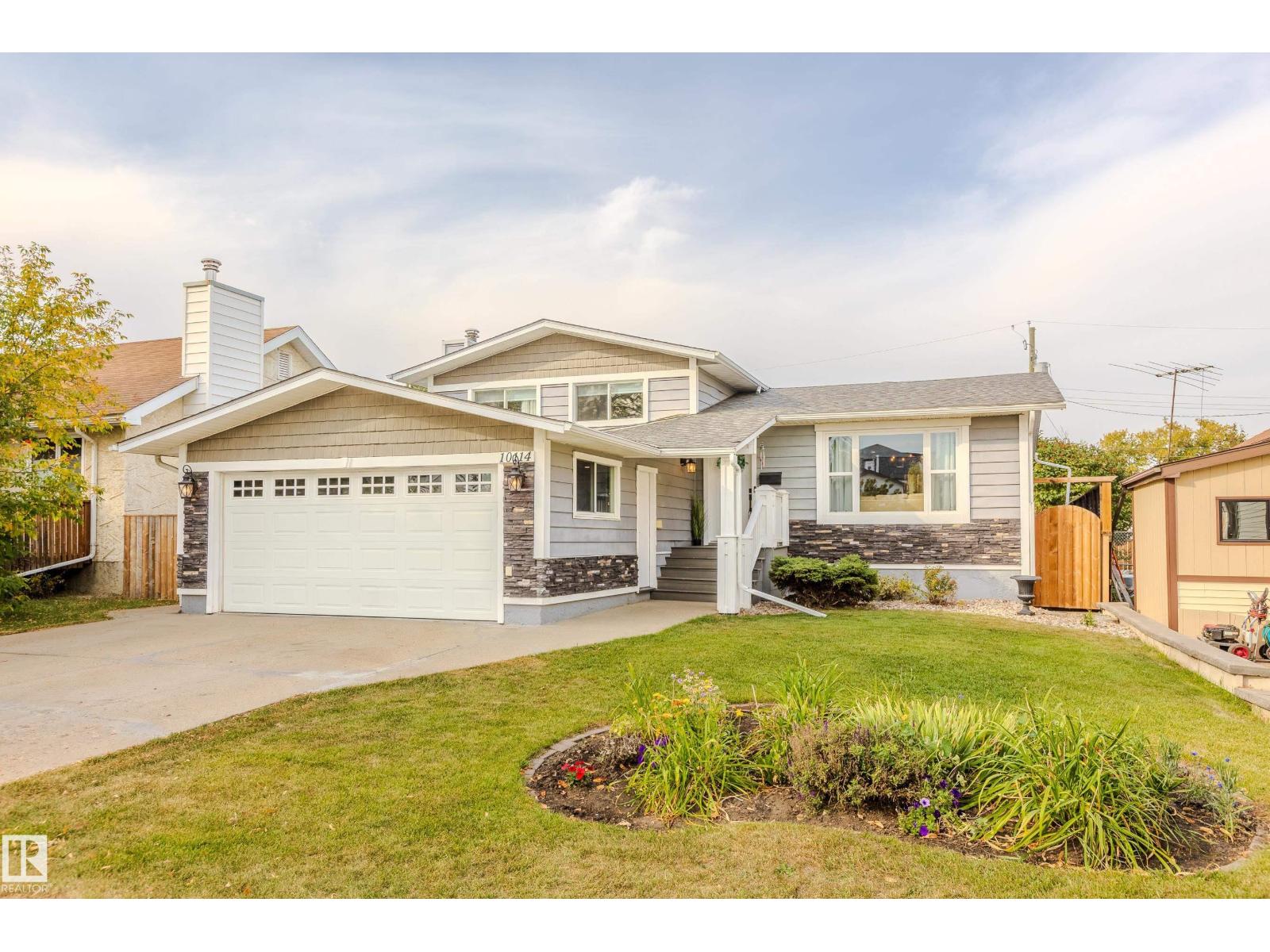 10114 102 Av, Morinville, Alberta  T8R 1A7 - Photo 1 - E4460065