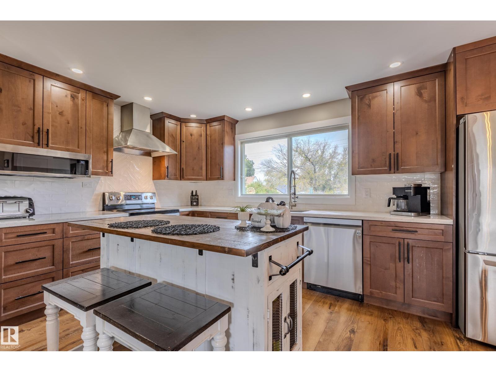 10114 102 Av, Morinville, Alberta  T8R 1A7 - Photo 11 - E4460065