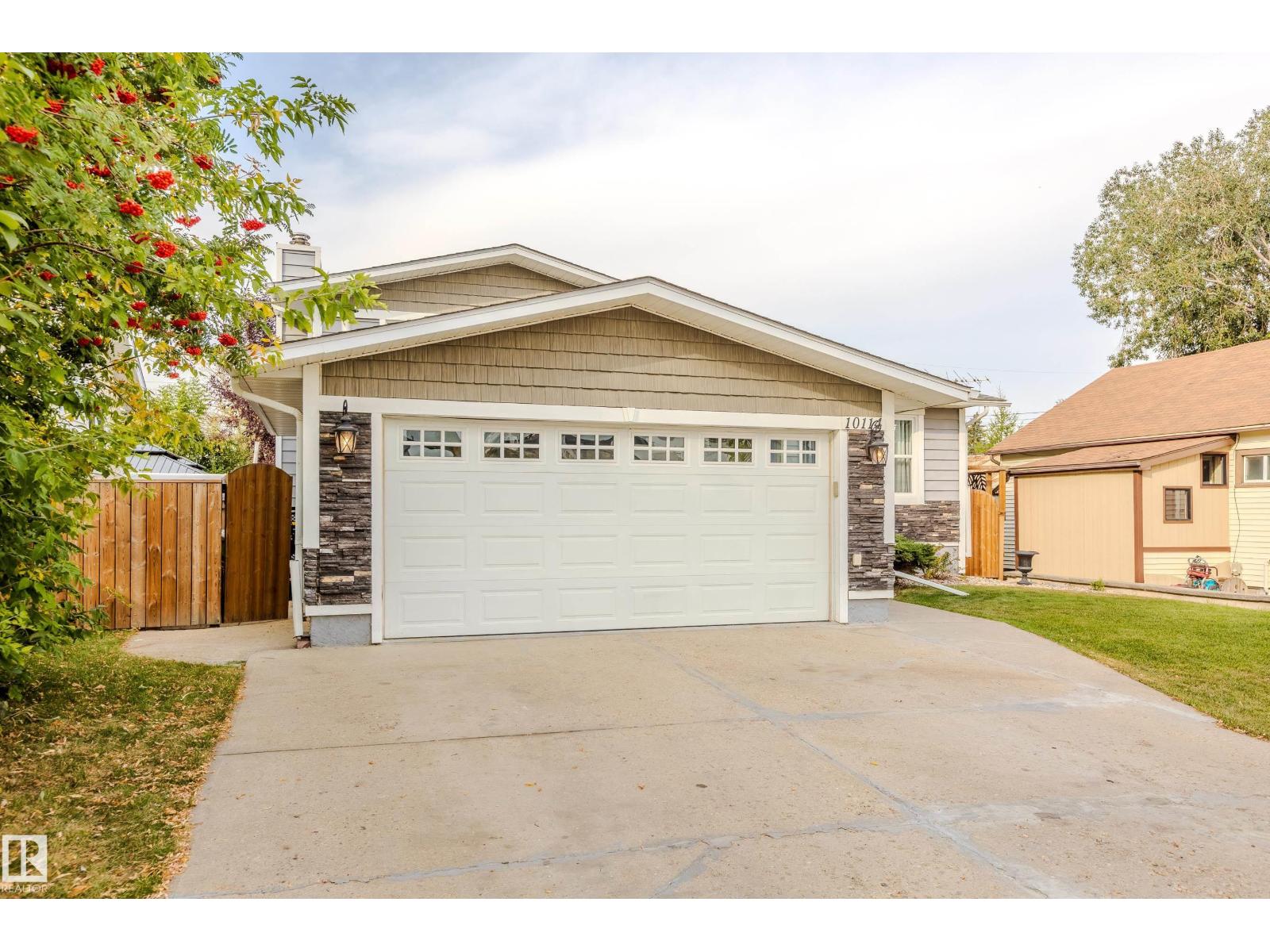 10114 102 Av, Morinville, Alberta  T8R 1A7 - Photo 3 - E4460065