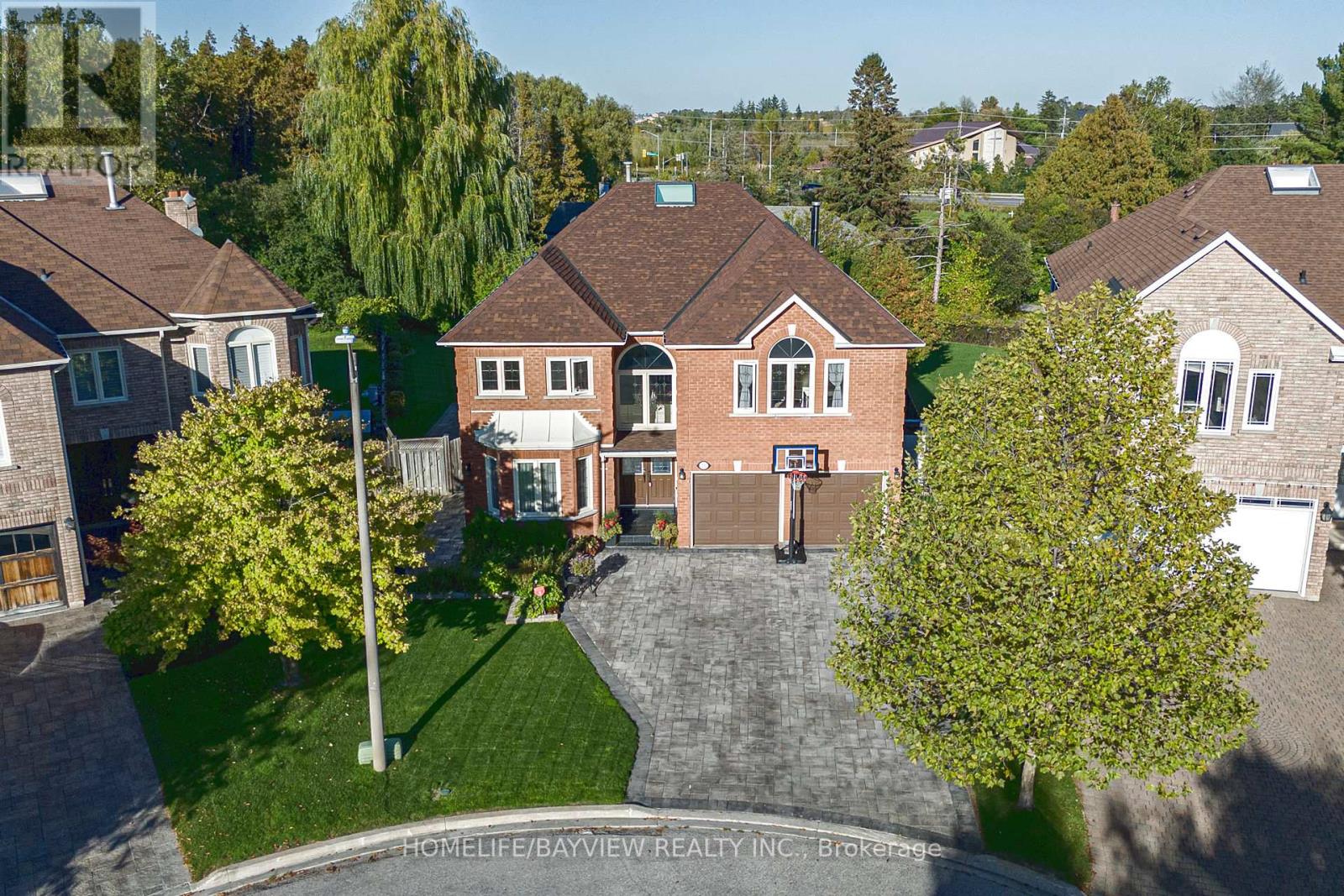 11 Cantex Court, Richmond Hill, Ontario  L4S 1B1 - Photo 4 - N12434057