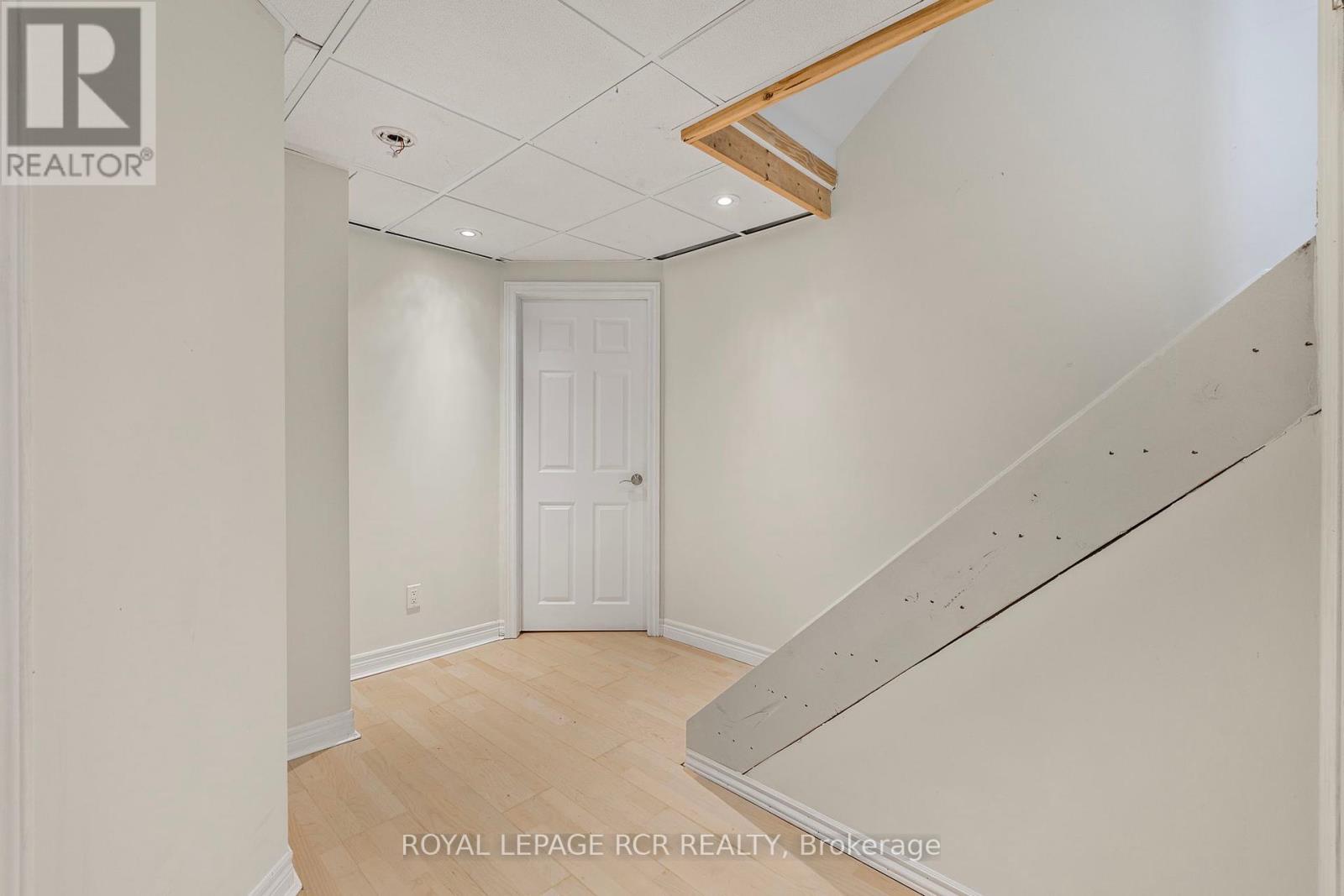 11 Litner Crescent, Georgina, Ontario  L4P 3V1 - Photo 30 - N12434066