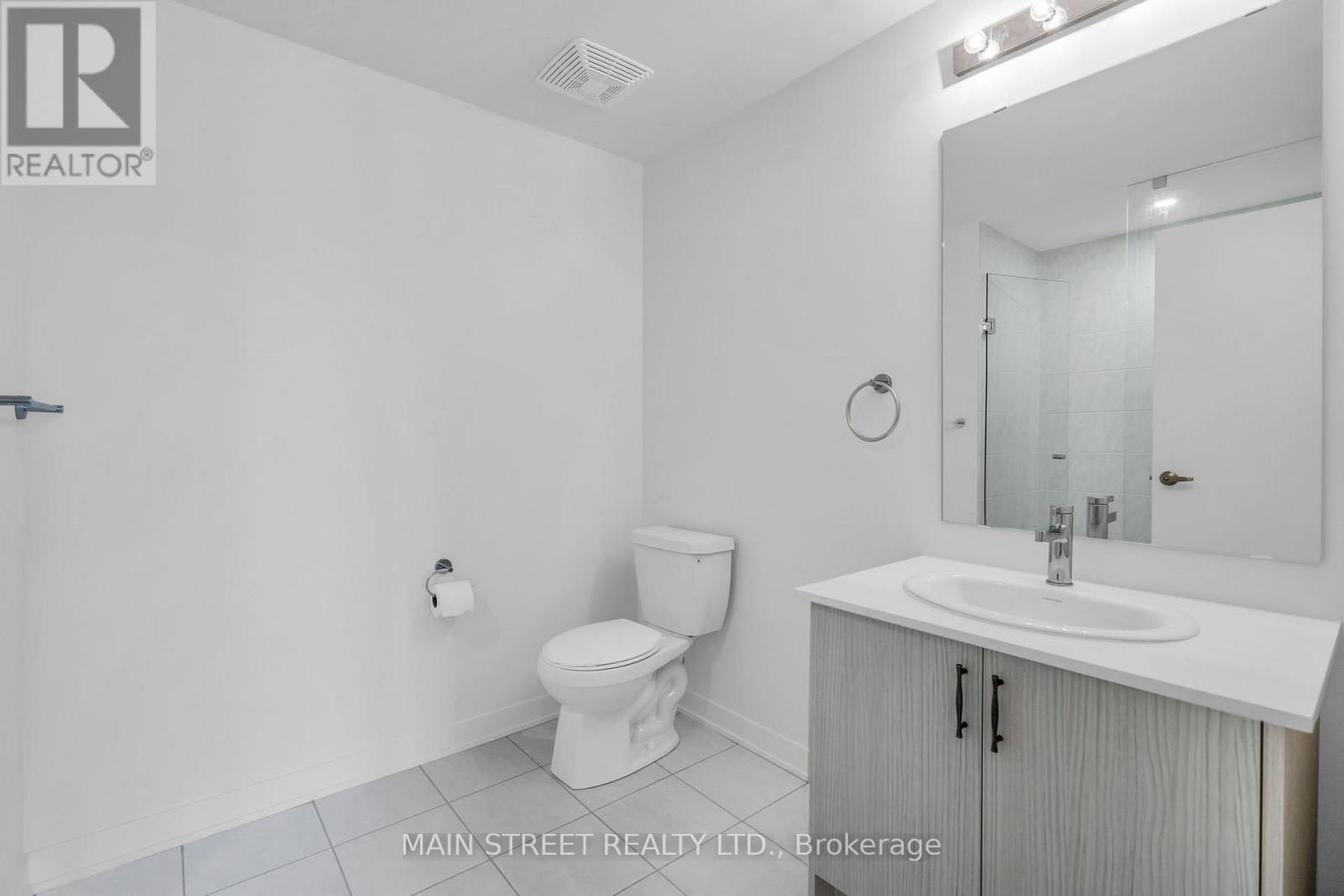 409 - 110 Grew Boulevard, Georgina, Ontario  L0E 1L0 - Photo 14 - N12434096
