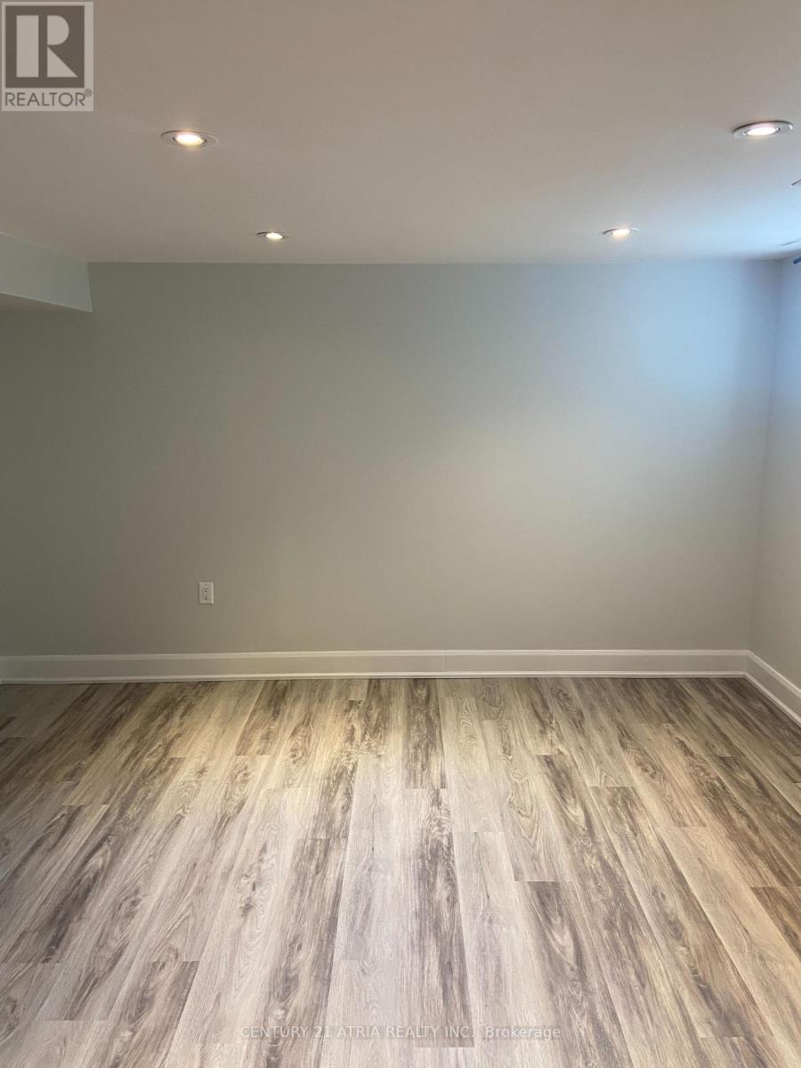 27 Waterbend Drive, Georgina, Ontario  L4P 2S3 - Photo 27 - N12434116