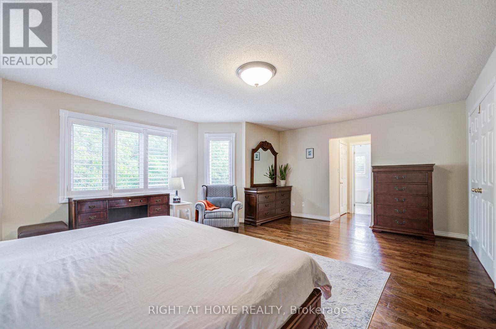 128 Carlyle Crescent, Aurora, Ontario  L4G 6P7 - Photo 33 - N12434128