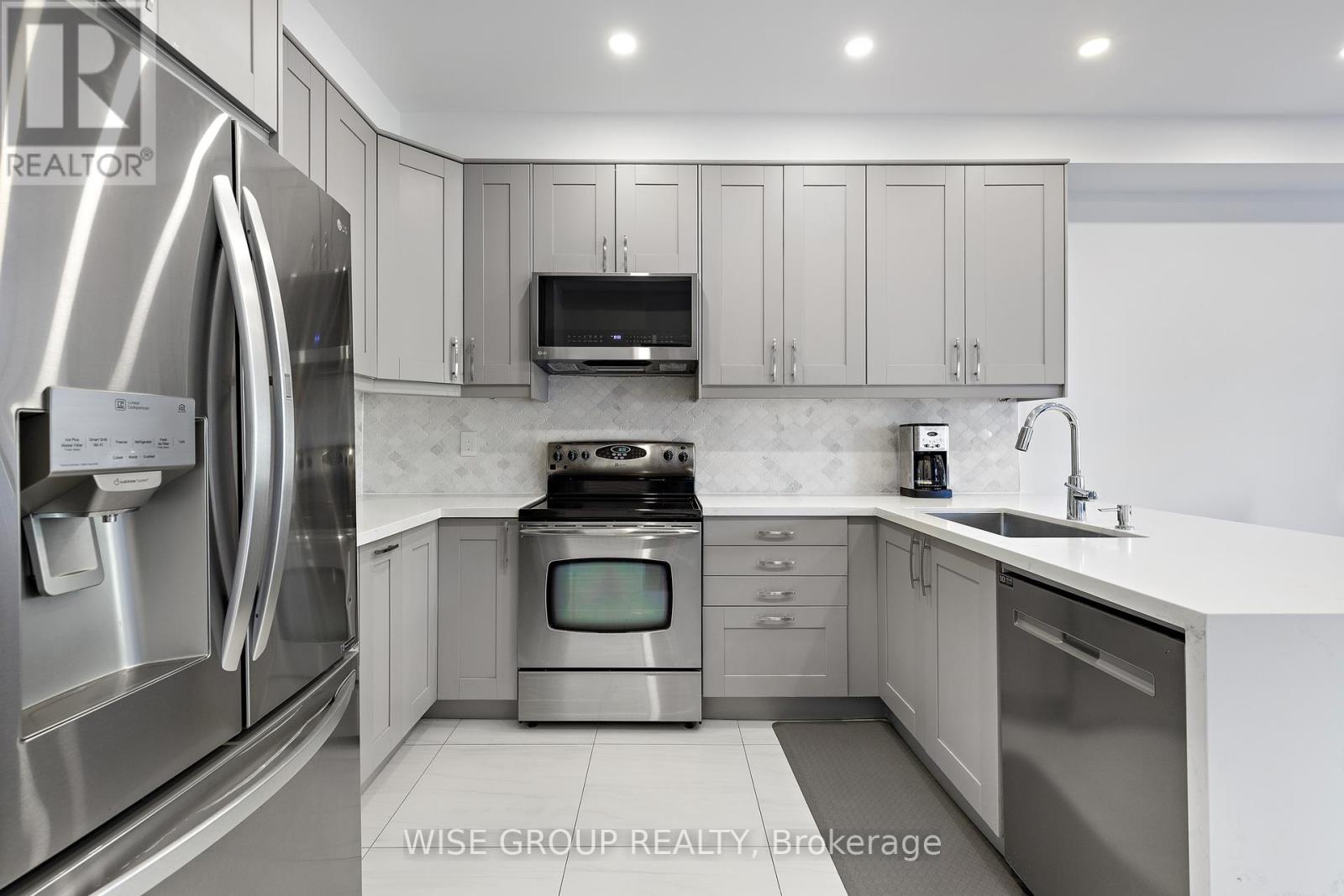 52 Mintwood Road, Vaughan, Ontario  L4J 9C3 - Photo 7 - N12434167
