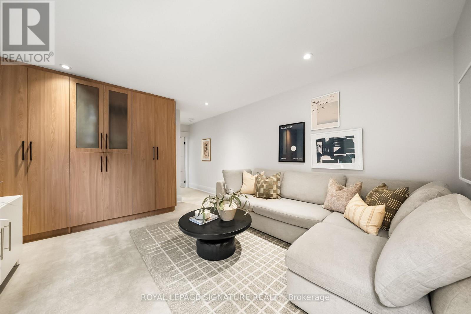 820 Palmerston Avenue, Toronto, Ontario  M6G 2R9 - Photo 25 - C12434259