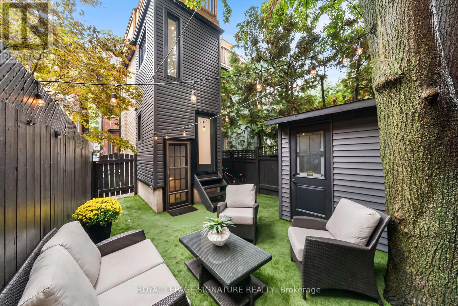 820 Palmerston Avenue, Toronto, Ontario  M6G 2R9 - Photo 43 - C12434259