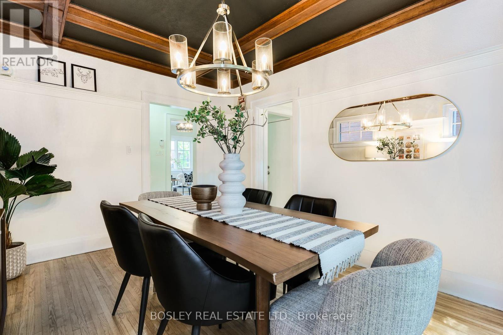 43 Eastwood Road, Toronto, Ontario  M4L 2C6 - Photo 12 - E12434205