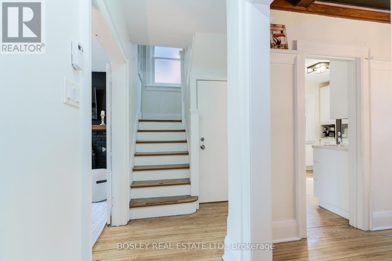 43 Eastwood Road, Toronto, Ontario  M4L 2C6 - Photo 16 - E12434205