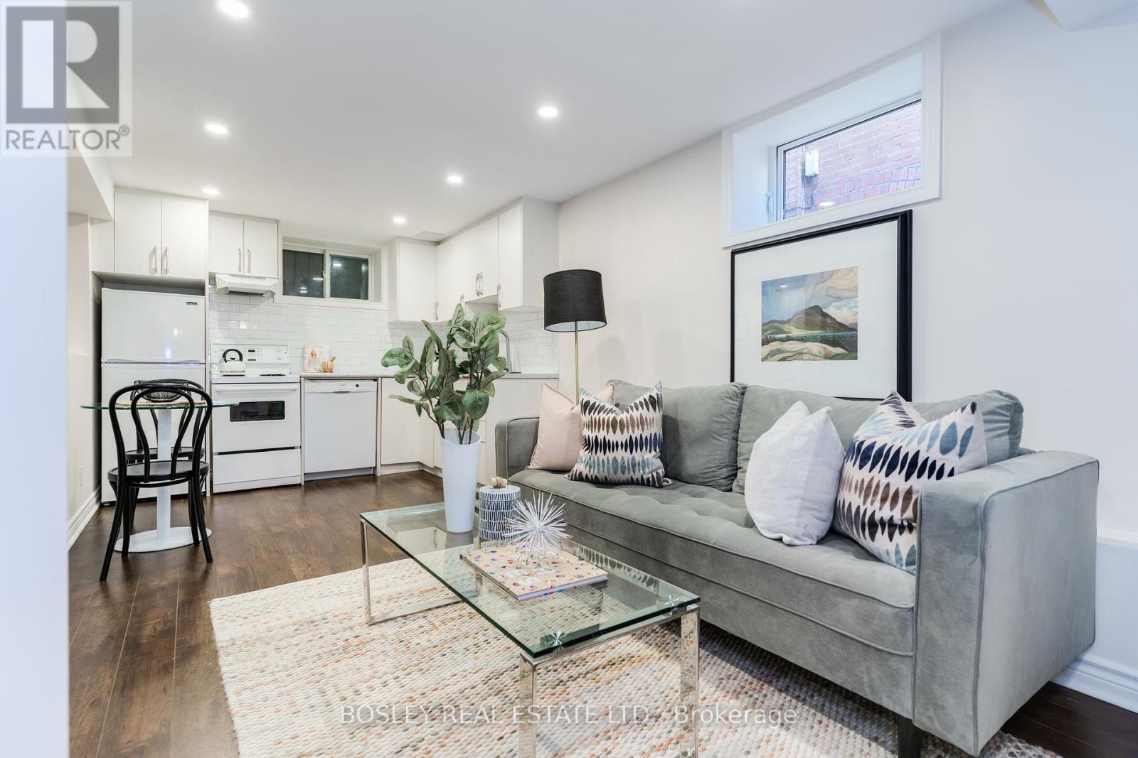 43 Eastwood Road, Toronto, Ontario  M4L 2C6 - Photo 32 - E12434205