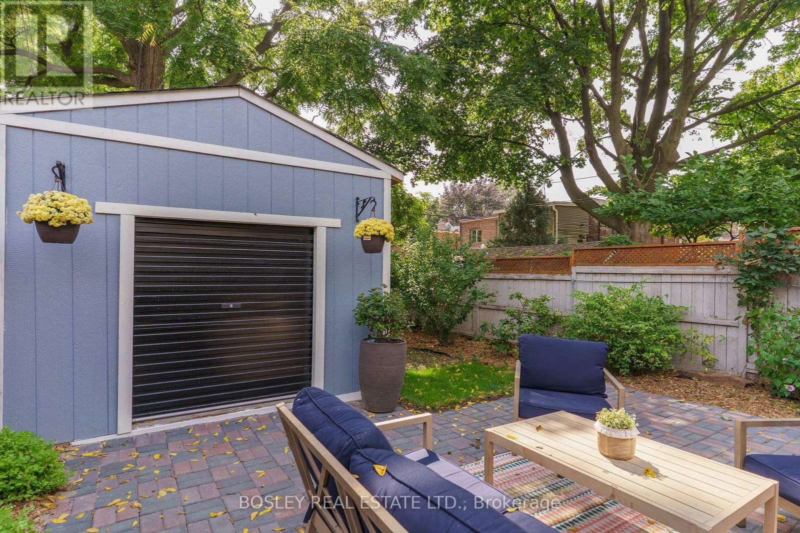 43 Eastwood Road, Toronto, Ontario  M4L 2C6 - Photo 44 - E12434205