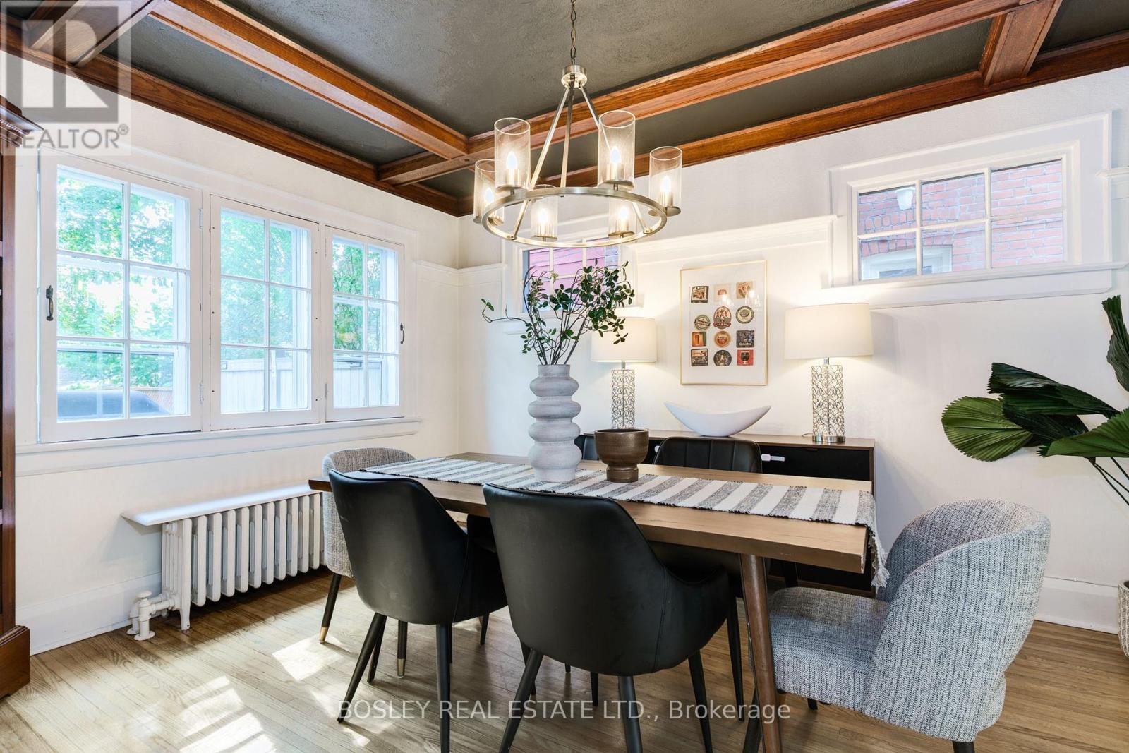 43 Eastwood Road, Toronto, Ontario  M4L 2C6 - Photo 8 - E12434205