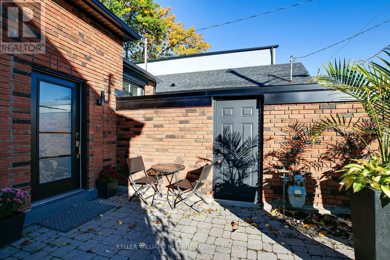 106 Leyton Avenue, Toronto, Ontario  M1L 3T8 - Photo 3 - E12434222