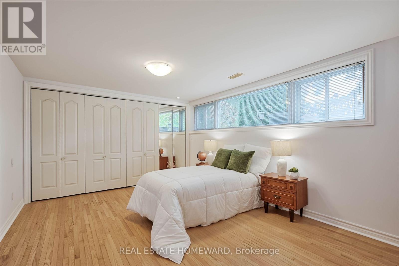 8 Burnview Crescent, Toronto, Ontario  M1H 1B5 - Photo 26 - E12434236