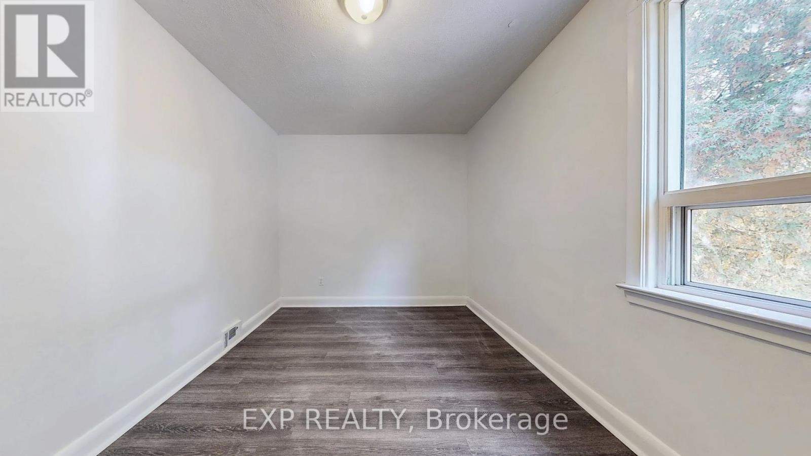 Main - 47 Boyce Avenue, Toronto, Ontario  M1J 1K6 - Photo 18 - E12434244