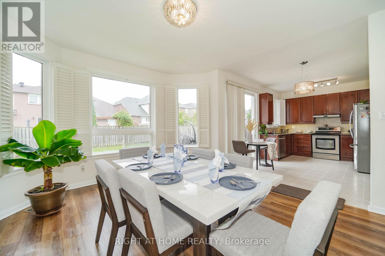 180 Raponi Circle, Toronto, Ontario  M1X 2C8 - Photo 12 - E12434273