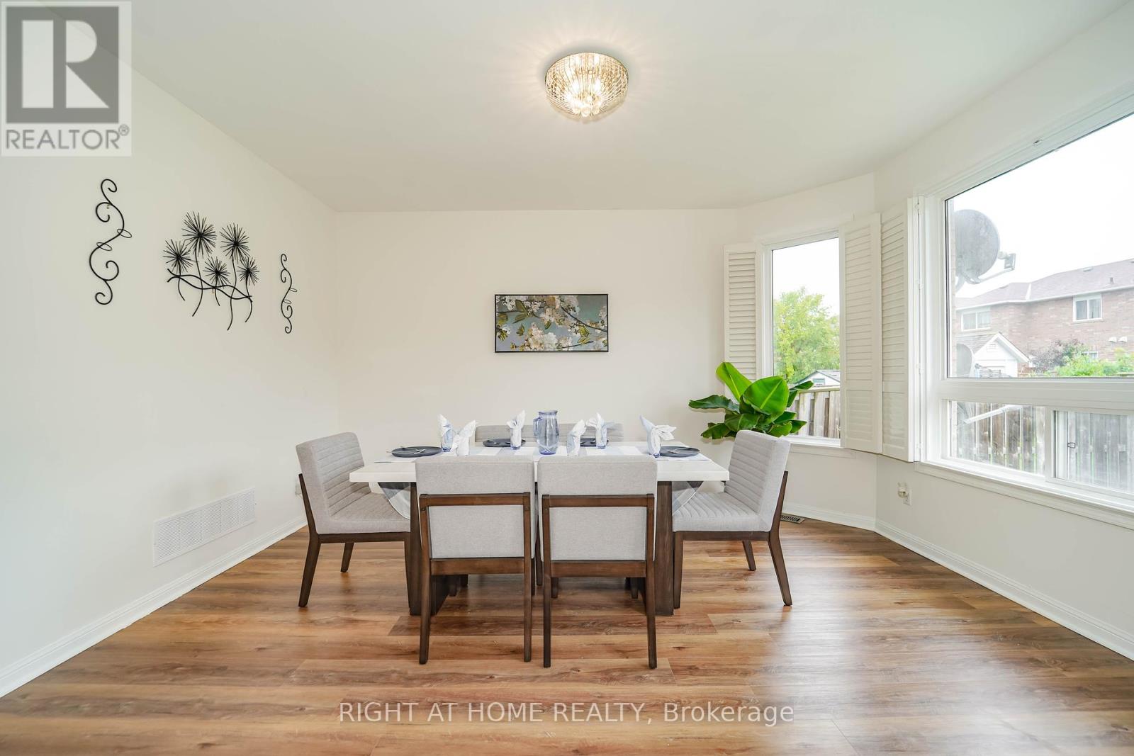 180 Raponi Circle, Toronto, Ontario  M1X 2C8 - Photo 14 - E12434273