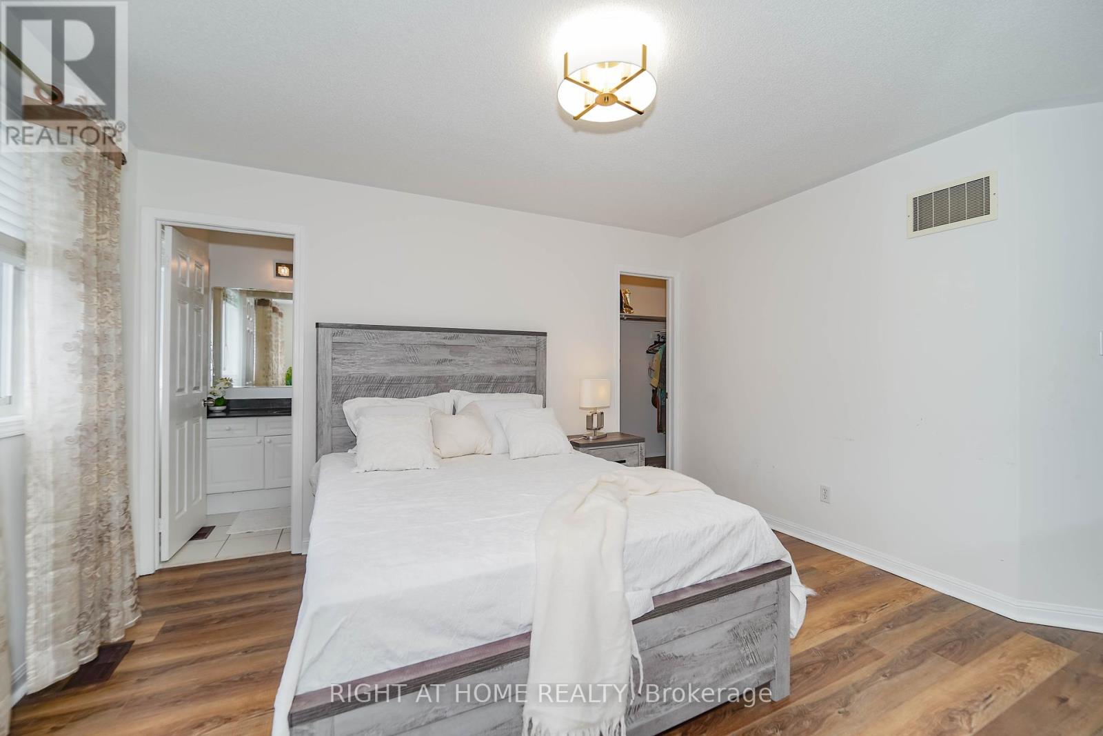 180 Raponi Circle, Toronto, Ontario  M1X 2C8 - Photo 25 - E12434273