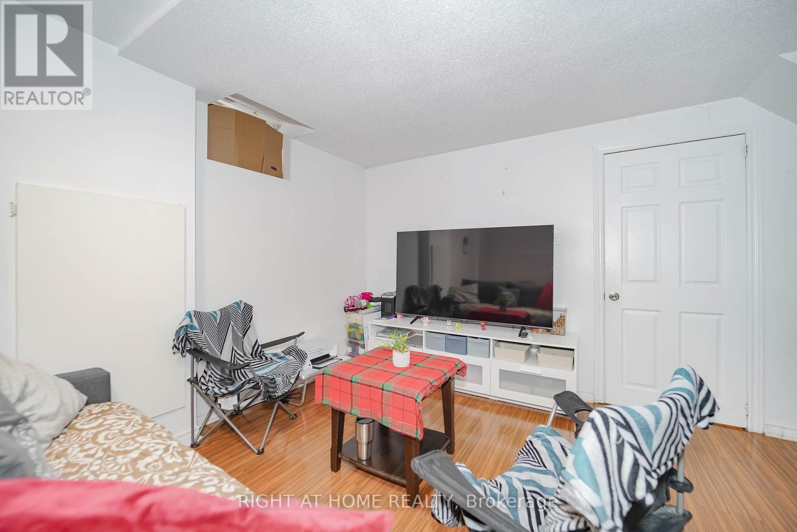 180 Raponi Circle, Toronto, Ontario  M1X 2C8 - Photo 38 - E12434273