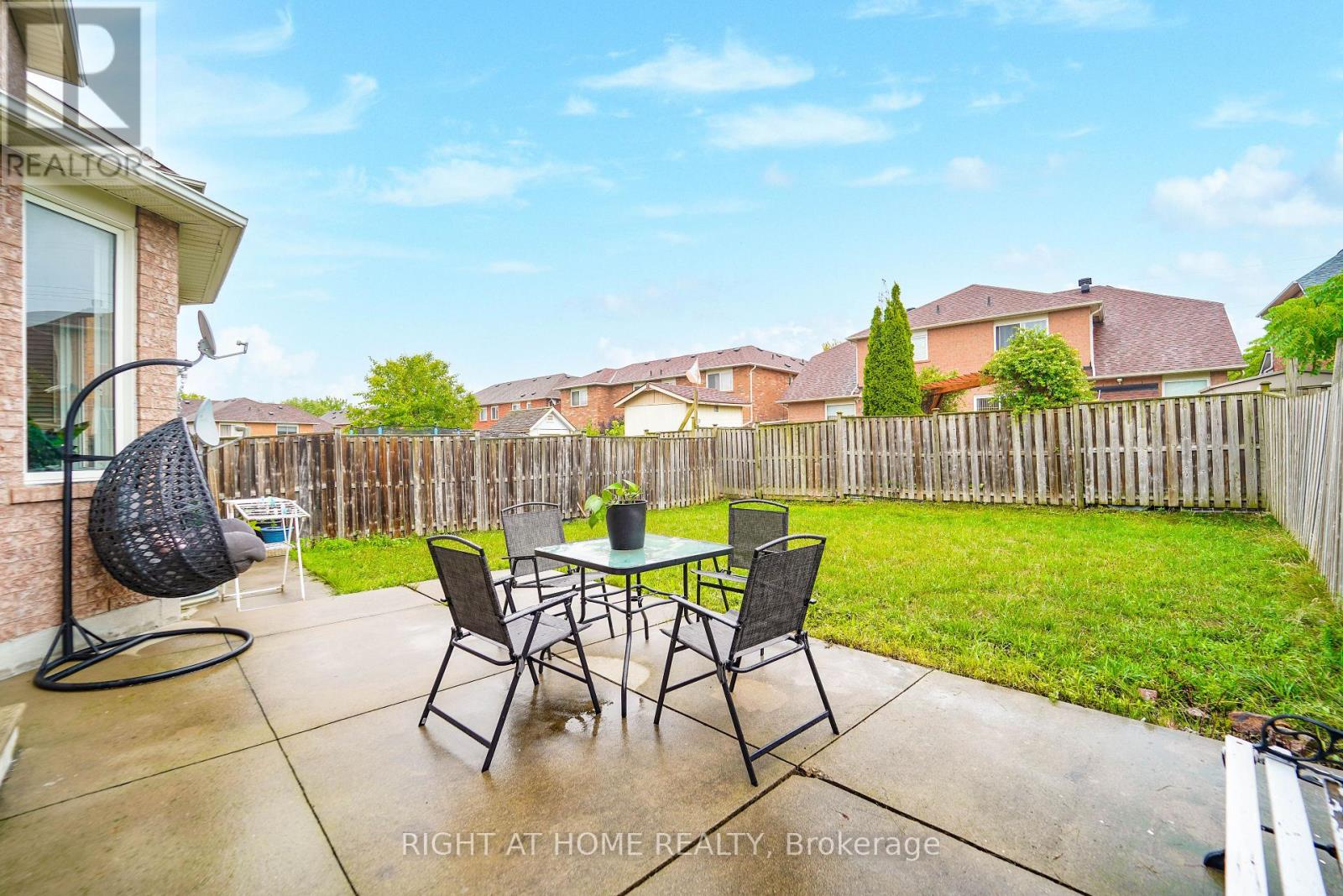 180 Raponi Circle, Toronto, Ontario  M1X 2C8 - Photo 47 - E12434273
