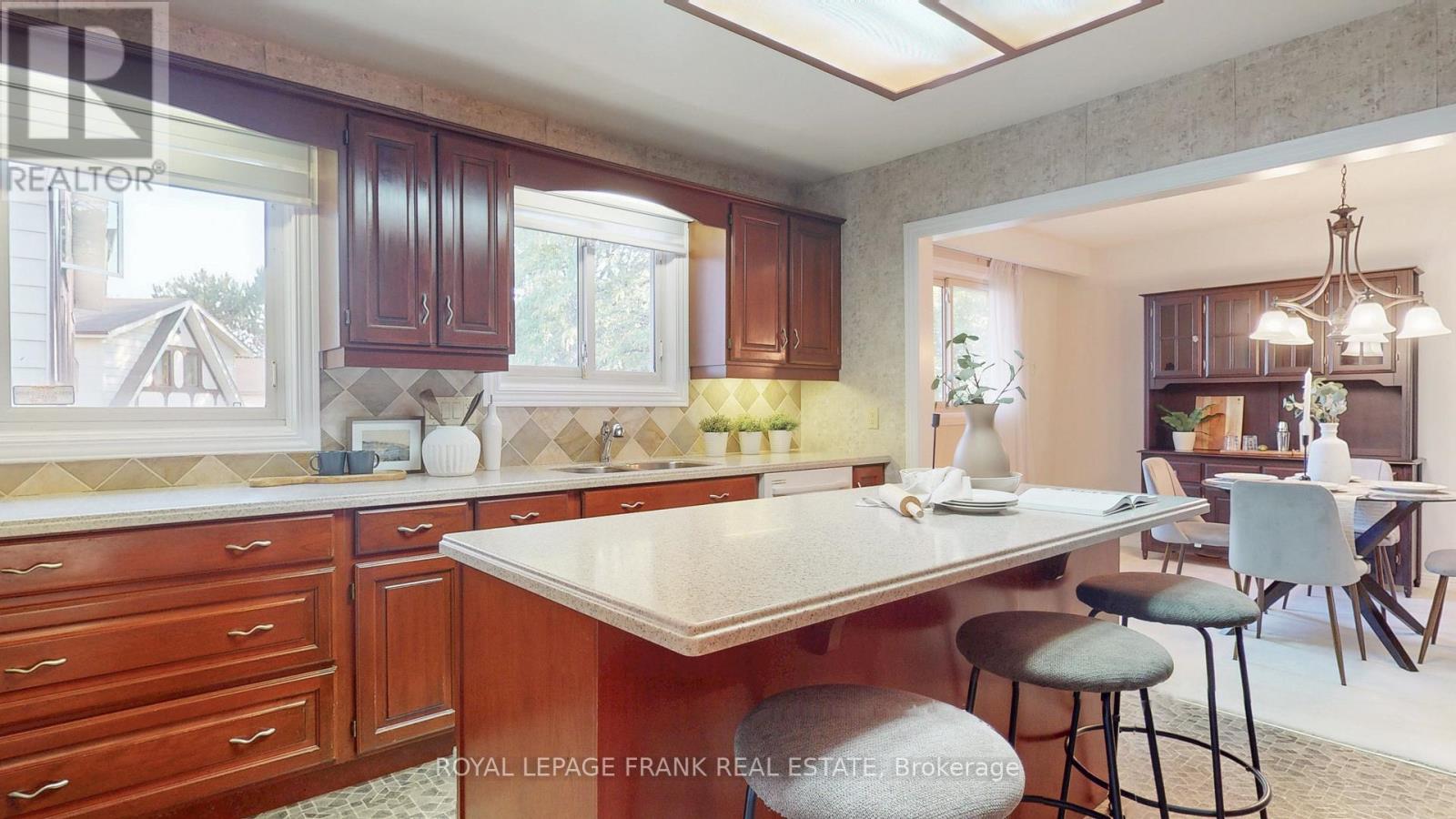 655 Bermuda Avenue, Oshawa, Ontario  L1J 6J4 - Photo 18 - E12434352