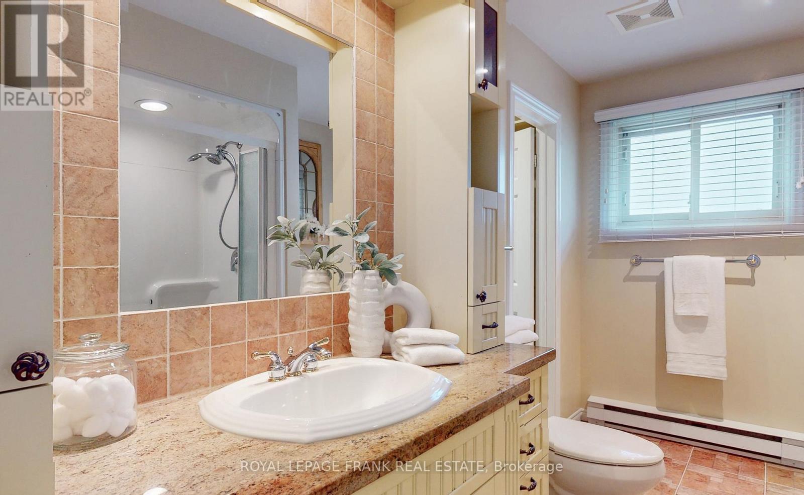655 Bermuda Avenue, Oshawa, Ontario  L1J 6J4 - Photo 26 - E12434352